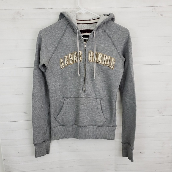 Small Abercrombie half zip hooded sweatshirt - Picture 4 of 4